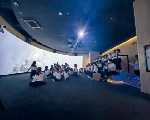 记者手记:上海文化之美的缩影—879.png 记者手记:上海文化之美的缩影—879.png